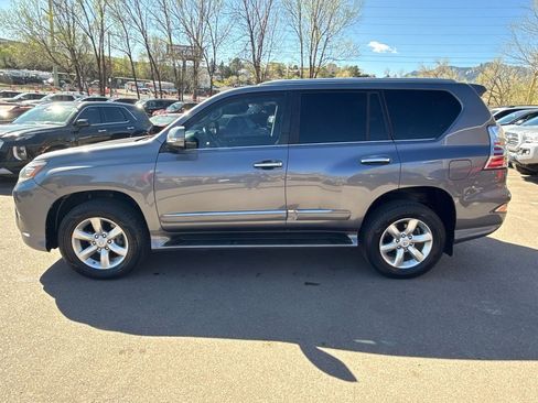 Used 2016 Lexus GX 460 w/ Navigation Package AWD/4WD image 4