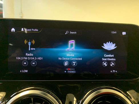 Used 2023 Mercedes-Benz GLB 250 4MATIC w/ AMG Line image 37