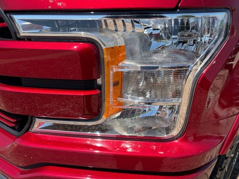 Used 2019 Ford F150 Lariat AWD/4WD image 9