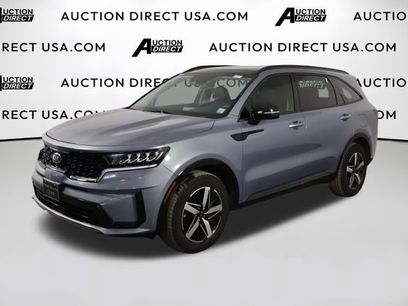 Used 2021 Kia Sorento S w/ Panoramic Sunroof Package