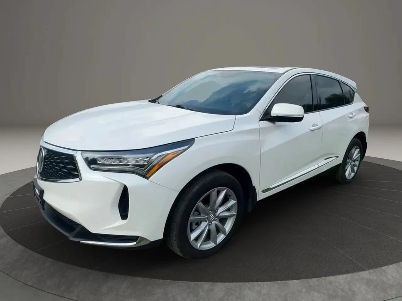 Used 2024 Acura RDX SH-AWD image 3