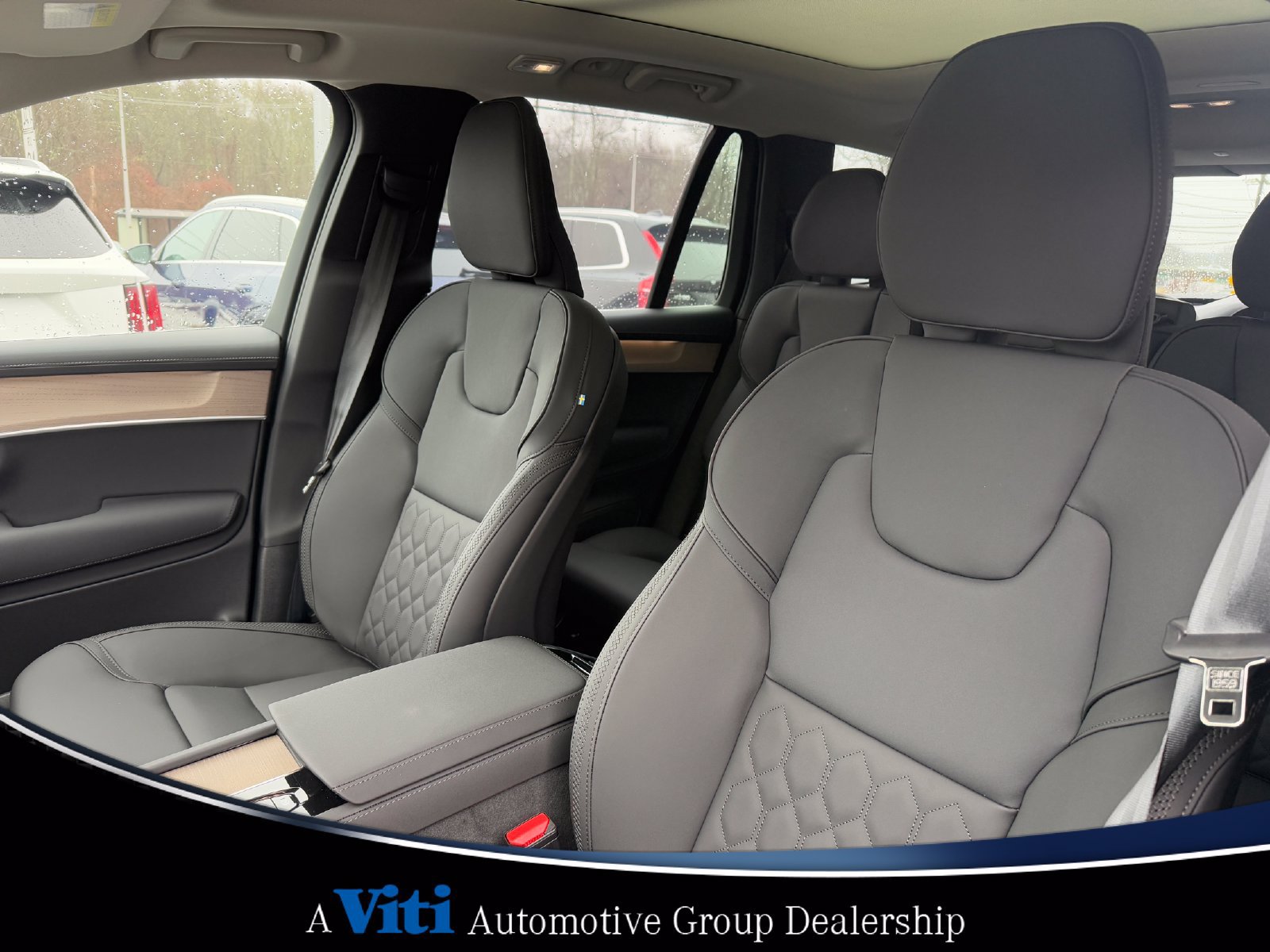 Used 2026 Volvo XC90 B6 Plus w/ Protection Package Premier AWD/4WD image 13