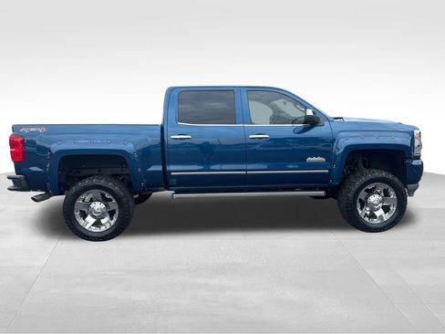 Used 2017 Chevrolet Silverado 1500 High Country AWD/4WD image 6