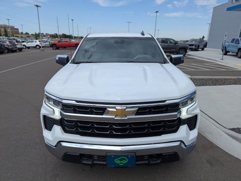 Certified 2022 Chevrolet Silverado 1500 LT w/ Convenience Package II AWD/4WD image 6