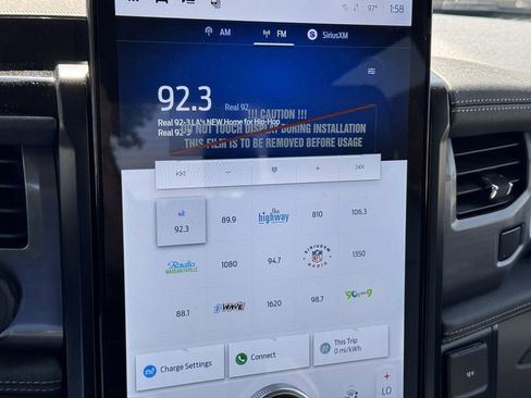 Used 2025 Ford F150 Lightning Flash AWD/4WD image 17