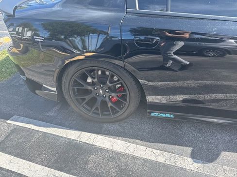 Used 2019 Dodge Charger Scat Pack w/ Dynamics Package image 4