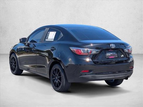Used 2018 Toyota Yaris iA FWD image 8