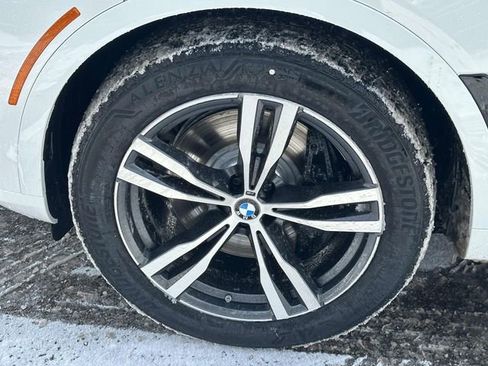 New 2026 BMW X7 xDrive40i w/ M Sport Package AWD/4WD image 7
