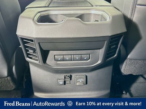Used 2023 Toyota Tundra Platinum AWD/4WD image 33