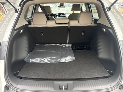 New 2026 Honda HR-V LX image 25