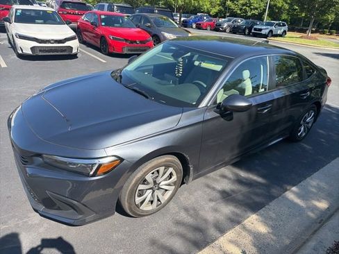 Used 2023 Honda Civic LX image 3