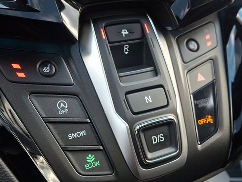 Certified 2024 Honda Odyssey Touring image 15