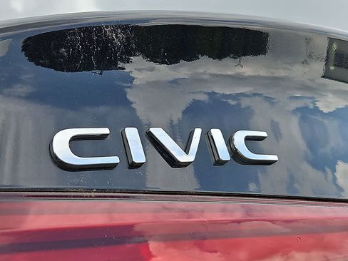 Used 2025 Honda Civic Sport image 5