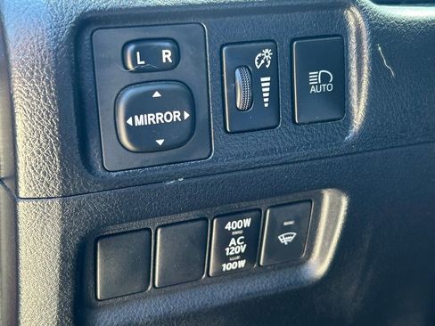 Used 2022 Toyota 4Runner TRD Off-Road Premium AWD/4WD image 26