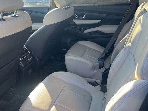 Used 2019 Subaru Ascent Limited image 8
