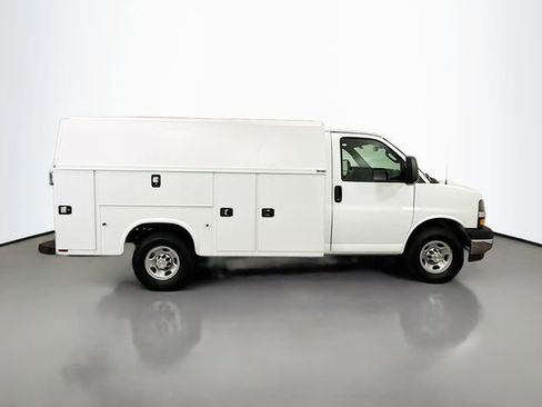 New 2025 Chevrolet Express 3500 Work Van w/ Power Convenience Package image 10