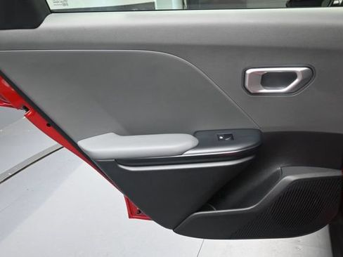 Used 2025 Kia K4 FWD image 21
