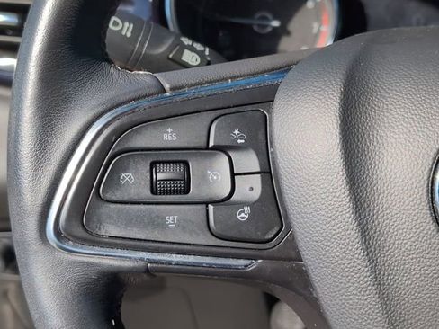 Used 2020 Buick Encore GX Essence image 22