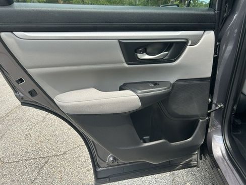 Used 2017 Honda CR-V LX image 13