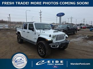 Used 2020 Jeep Gladiator Overland video 1
