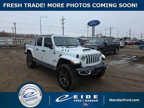 Used 2020 Jeep Gladiator Overland image 1