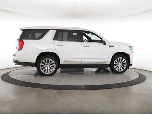Used 2022 GMC Yukon Denali AWD/4WD image 6