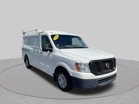 Used 2016 Nissan NV 2500 SV RWD image 5