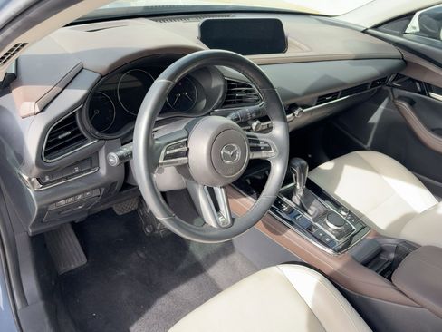 Used 2021 MAZDA CX-30 FWD 2.5 S w/ Premium Package image 4