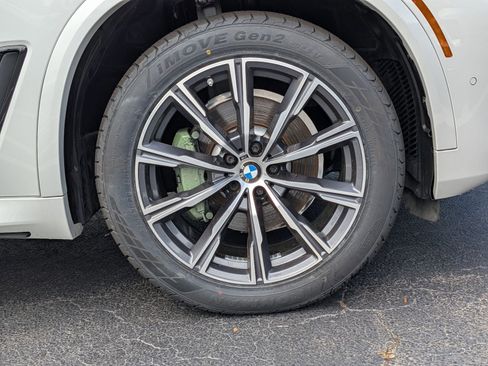 Used 2021 BMW X5 sDrive40i w/ M Sport Package RWD image 22