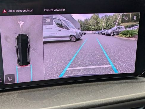 Used 2025 Audi Q5 Premium w/ Convenience Package image 24