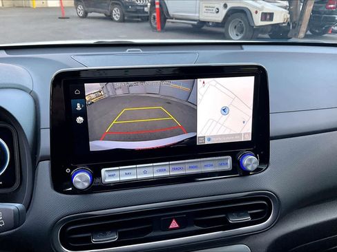 Used 2023 Hyundai Kona SEL FWD image 27