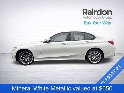 Used 2023 BMW 330i Sedan RWD image 4