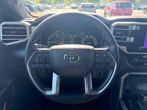 New 2026 Toyota Tundra SR5 w/ SR5 Convenience Package AWD/4WD image 15