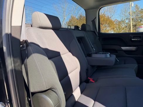 Used 2018 Chevrolet Silverado 1500 LT w/ All Star Edition AWD/4WD image 46
