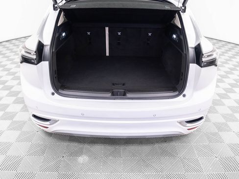 Used 2023 Buick Envision Avenir image 32