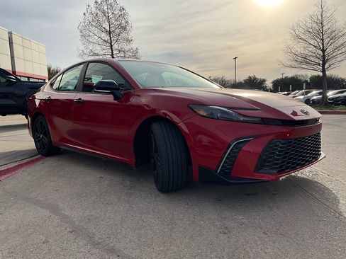 New 2026 Toyota Camry Hybrid image 4