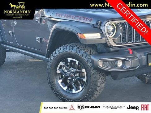 Certified 2025 Jeep Wrangler Unlimited Rubicon AWD/4WD image 3