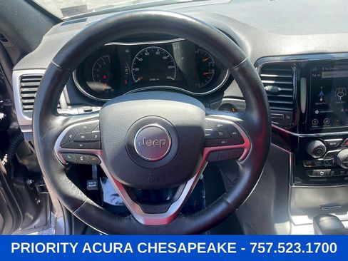 Used 2020 Jeep Grand Cherokee Limited AWD/4WD image 12