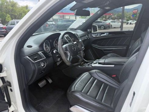 Used 2015 Mercedes-Benz GL 63 AMG 4MATIC image 14