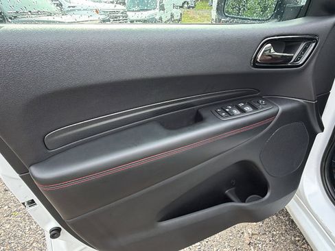Used 2025 Dodge Durango GT AWD/4WD image 14