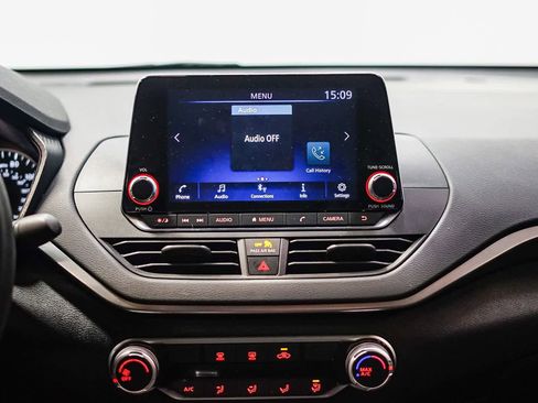 Used 2022 Nissan Altima 2.5 SV image 13