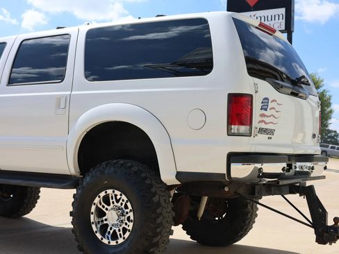 Used 2000 Ford Excursion XLT image 6