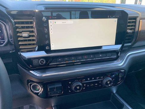 Certified 2023 Chevrolet Silverado 1500 High Country w/ High Country Premium Package AWD/4WD image 13