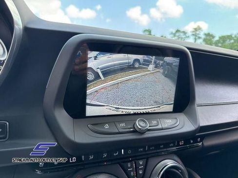 Used 2018 Chevrolet Camaro SS image 36