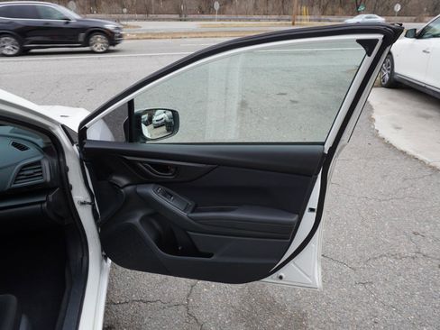 Used 2022 Subaru Impreza 2.0i Premium image 20