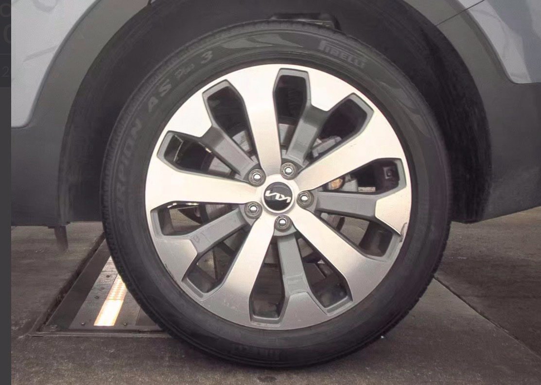 Used 2022 Kia Telluride EX w/ EX Premium Package FWD image 9