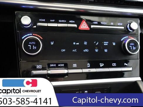 Used 2025 Hyundai Santa Fe XRT image 25