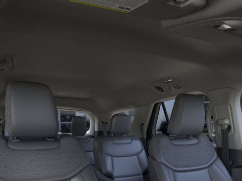 New 2026 Ford Explorer Active w/ Active Comfort Package image 23