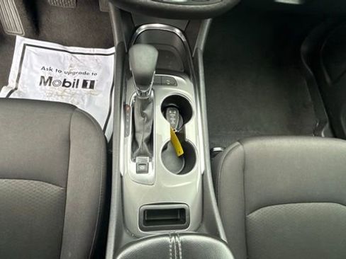 Used 2024 Chevrolet Malibu LT image 20