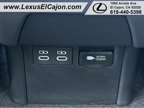 Used 2024 Toyota Prius Prime FWD image 39